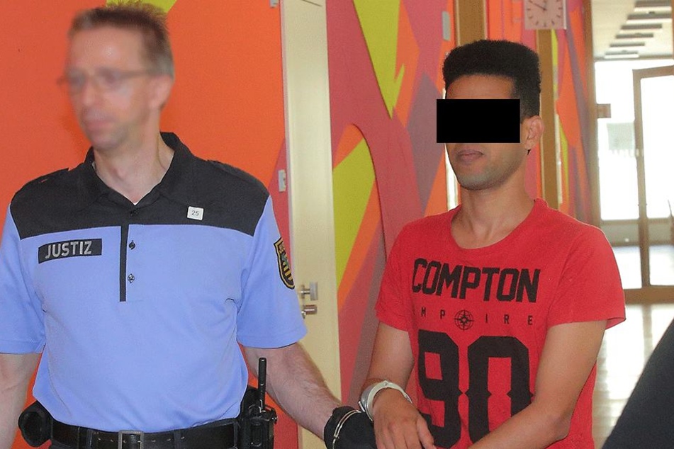 Machte er den Mike Tyson? Abdurahman I. (29) will seinen Zimmernachbarn "nur" ins Ohr gebissen haben.