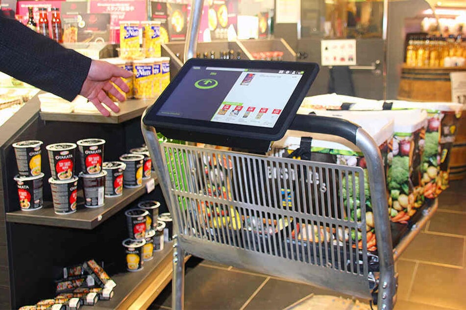 Wenn es nach der Supermarkt-Kette Edeka geht, laufen wir in Zukunft nur noch mit dem "Easy Shopper" durch Supermärkte.