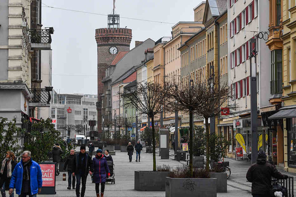 In letzter Zeit kam es in Cottbus immer wieder zu Auseinandersetzungen zwischen Deutschen und Ausländern.