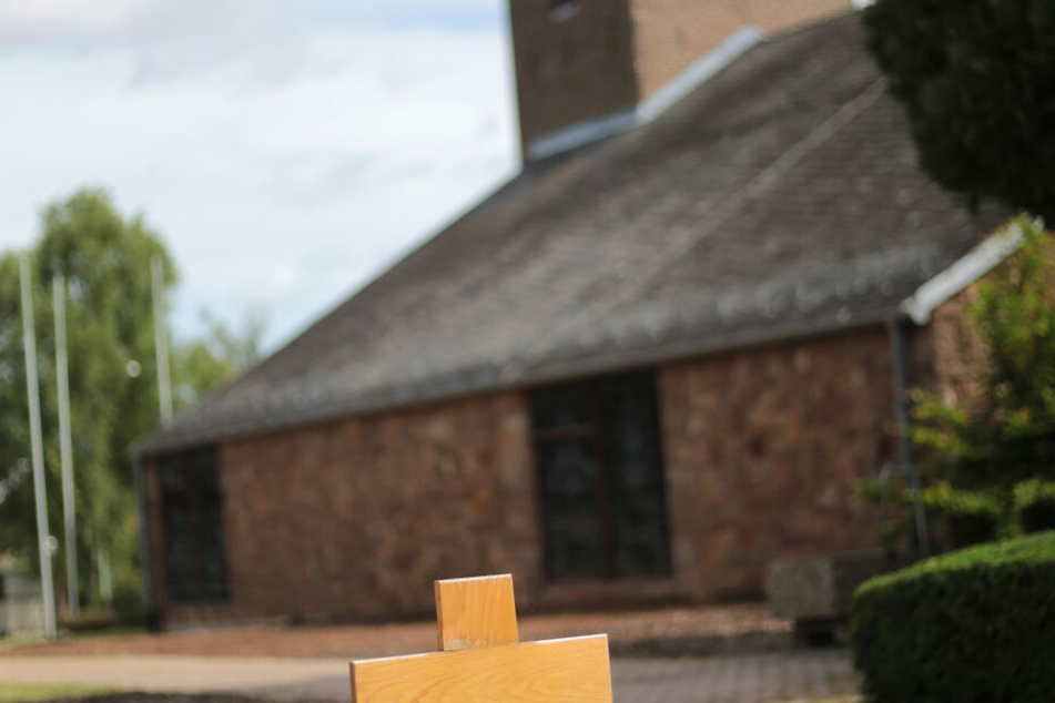 Das Ende der Kirche ist in Sicht.