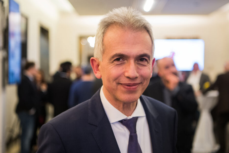Frankfurts OB Peter Feldmann ist ebenfalls zu dem Treffen eingeladen.