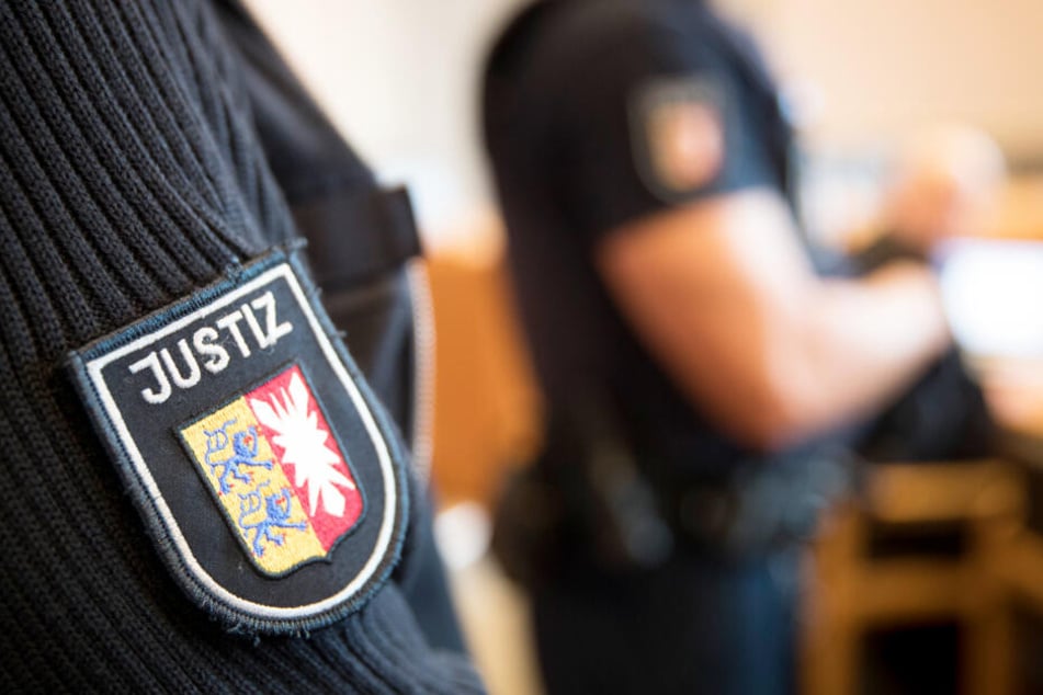 Vor dem Landgericht Kiel wird ein besonders abscheuliches Verbrechen verhandelt.