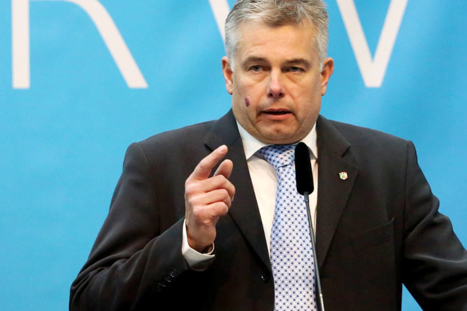 Auch für die AfD um die Landesvorsitzenden Helmut Seifen und Thomas Röckemann lüuft es gut: Die Partei konnte mehr als 1000 neue Mitglieder begrüßen.