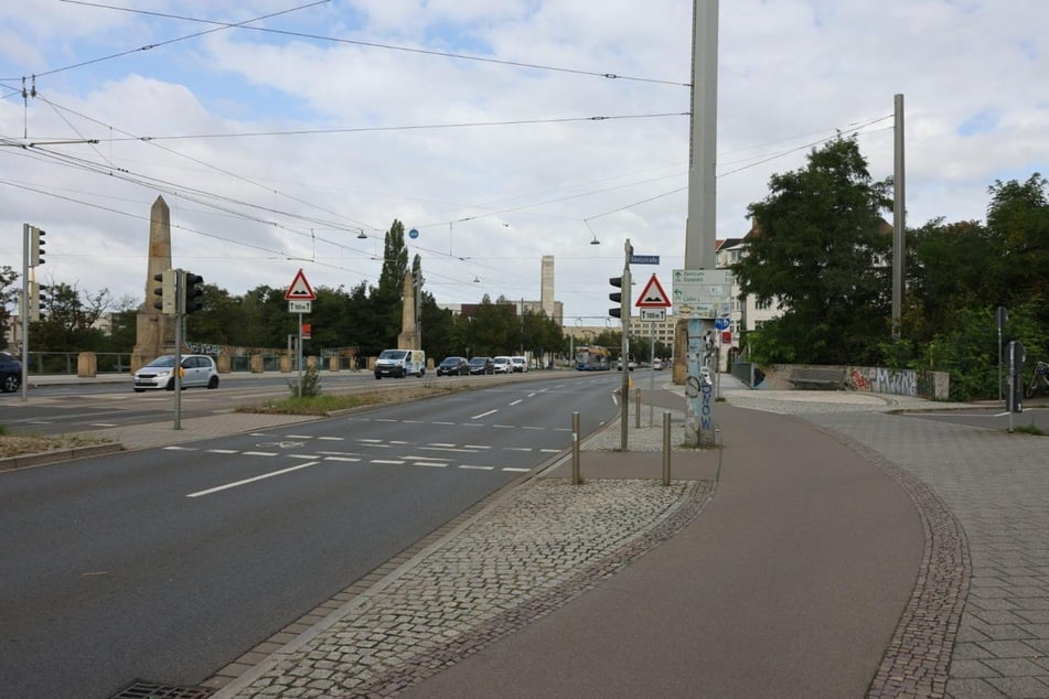 An dieser Stelle auf der Prager Straße nahm das Unheil am 10. Oktober vergangenen Jahres seinen Anfang.