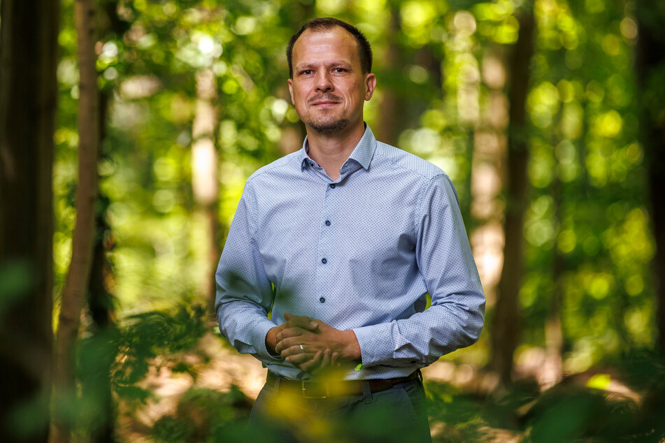 Dr. Claudius Wecke (41) möchte Glanz und Gloria der historischen sächsischen Gärten bewahren.