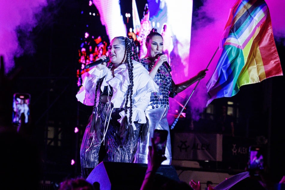 Die Girlgroup Monrose wurde 2006 bei der Castingshow "Popstars" zusammengestellt und trat am Samstag ohne die Dritte im Bund, Mandy Capristo (35), auf.