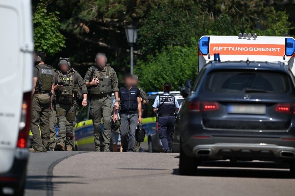 Die Polizei rückte im Juli im Großaufgebot zu dem Wohnhaus in Rosengarten (Kreis Schwäbisch Hall) aus.