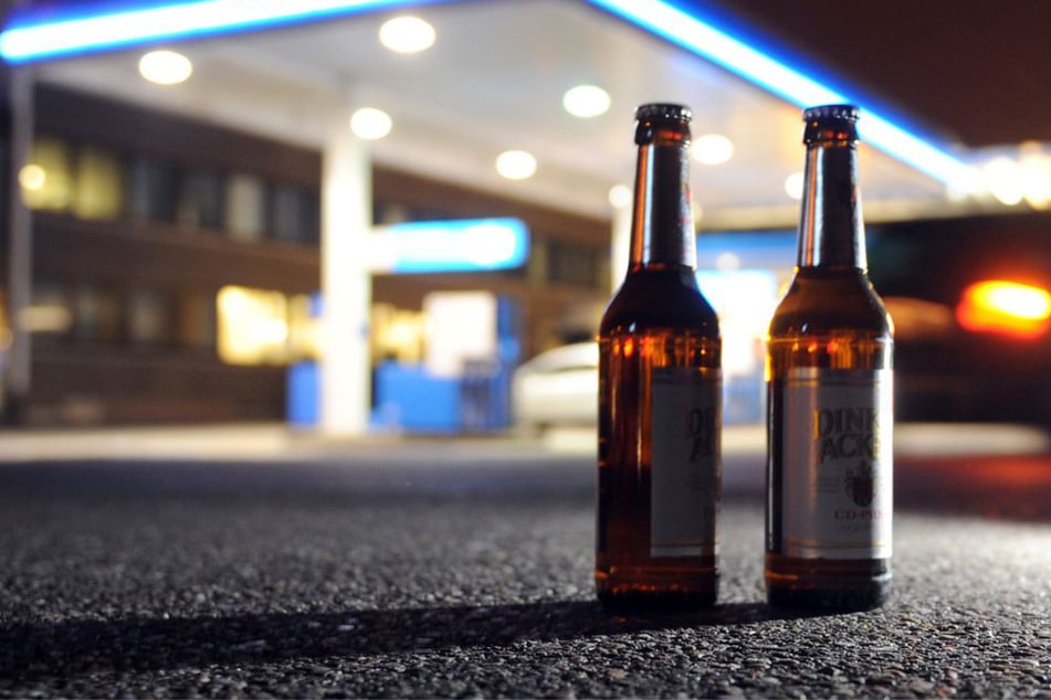 Mithilfe von Bier konnte am Dienstag ein Feuer gelöscht werden. (Symbolfoto)