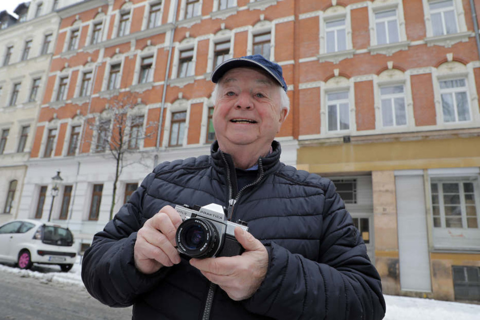 Fotograf Gerhard Zeidler (75) durfte beim Besuch der Wohltäterin mit dabei sein, erinnert sich noch heute an die sympathische, zurückhaltende Frau.