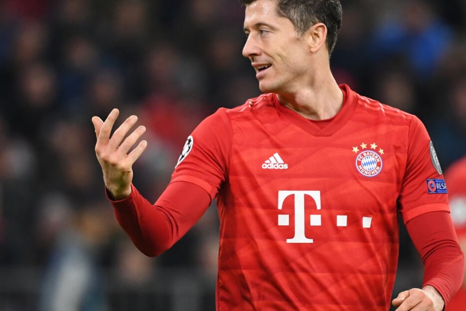 Torschütze Robert Lewandowski vermisst Kommandos seiner jüngeren Teamkollegen.