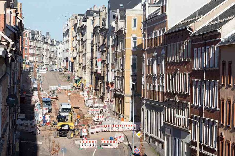 Ein Blick in die Zietenstraße: Bis Mitte Januar 2018 beherrschen hier noch Bagger und Bauarbeiter das Bild.