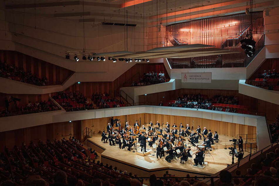 Der alte Festsaal wurde 2017 zum Konzertsaal mit bis zu 1800 Plätzen umgebaut.