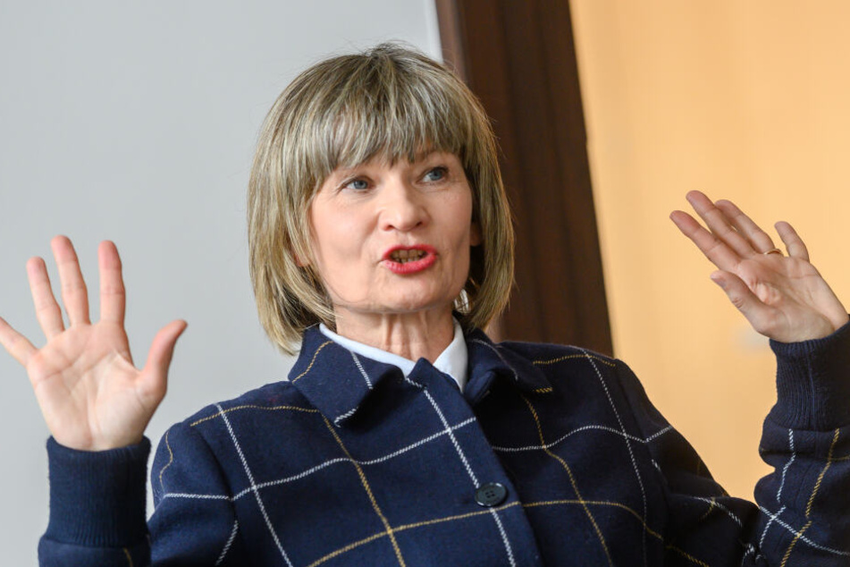 Weist alle Vorwürfe von sich: Oberbürgermeisterin Barbara Ludwig (57, SPD).