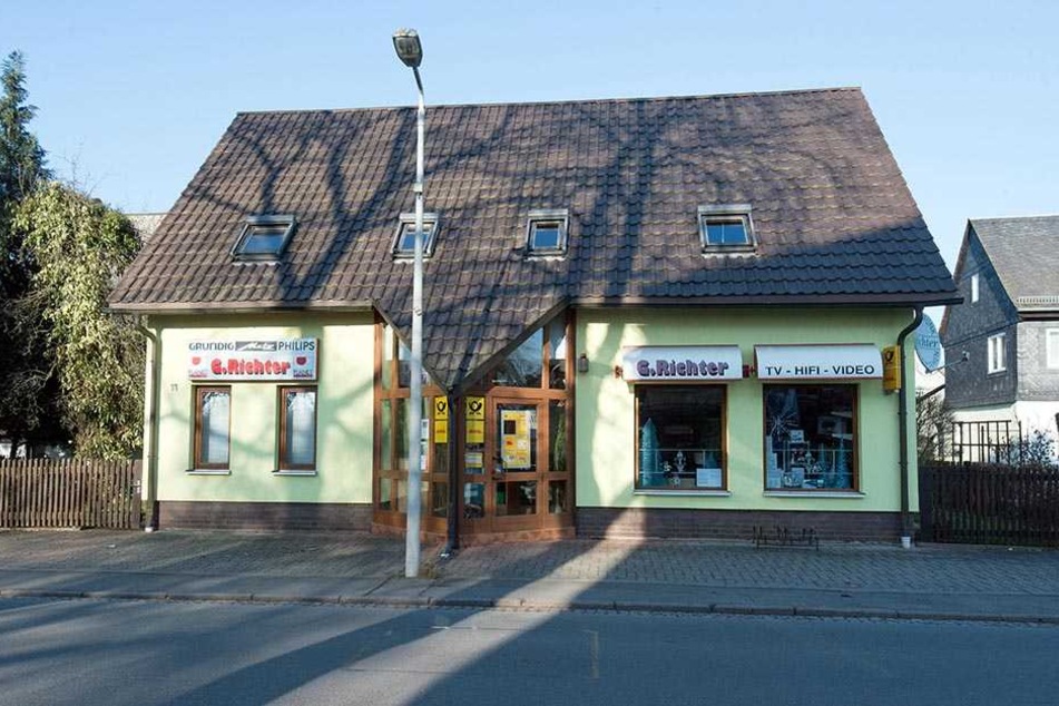 Nach der Post macht auch die Sparkasse ihre Filiale dicht. Die beiden Filialen befinden sich im Rundfunkladen Richter.