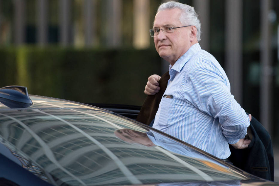 Joachim Herrmann sieht den Zwischenfall in Italien als Mahnung. (Archivbild)