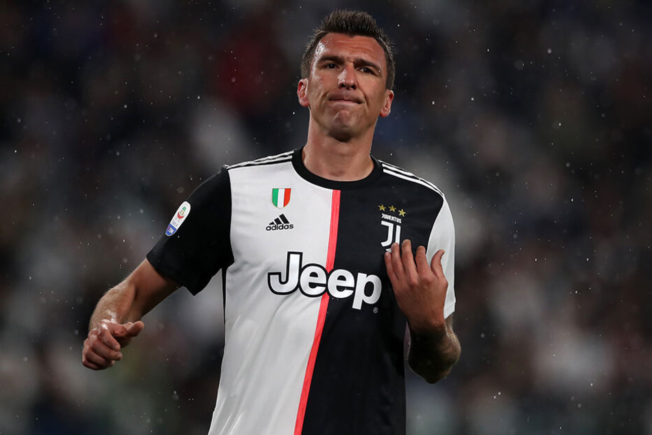 Auch Mandzukic bleibt, doch auch er schaut erstmal in die Röhre.
