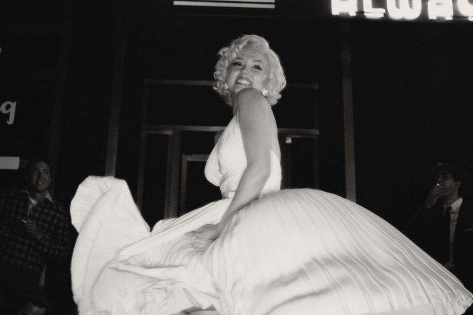 Ana de Armas will reenact several famous Marilyn Monroe scenes in Blonde.