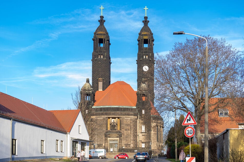 Die markante Silhouette der Christuskirche (1902 bis 1905 erbaut) kennt jeder Dresdner.