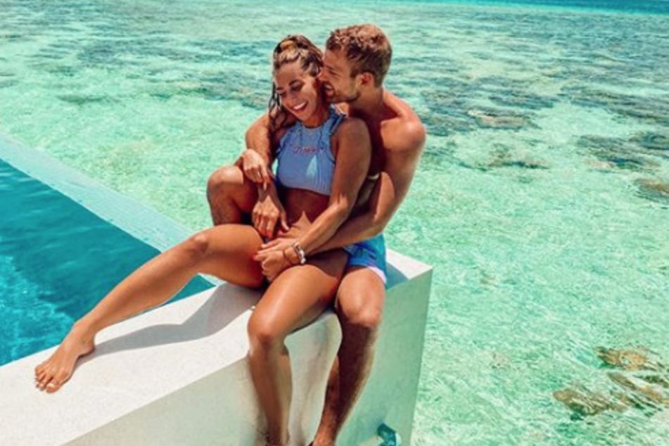 Sarah Lombardi (27) und Julian Büscher (27) haben gerade erst einen Traumurlaub auf den Malediven verbracht.
