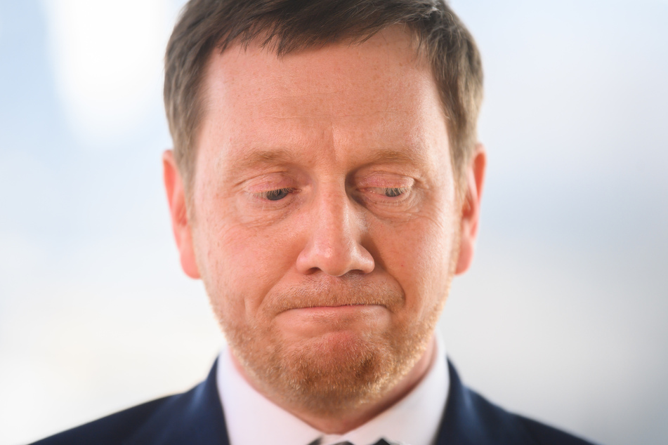 Er gibt sein Bestes: Michael Kretschmer (45, CDU) bedauert politische Fehler in der Corona-Krise und versucht zugleich, der Bevölkerung diese zu erklären.