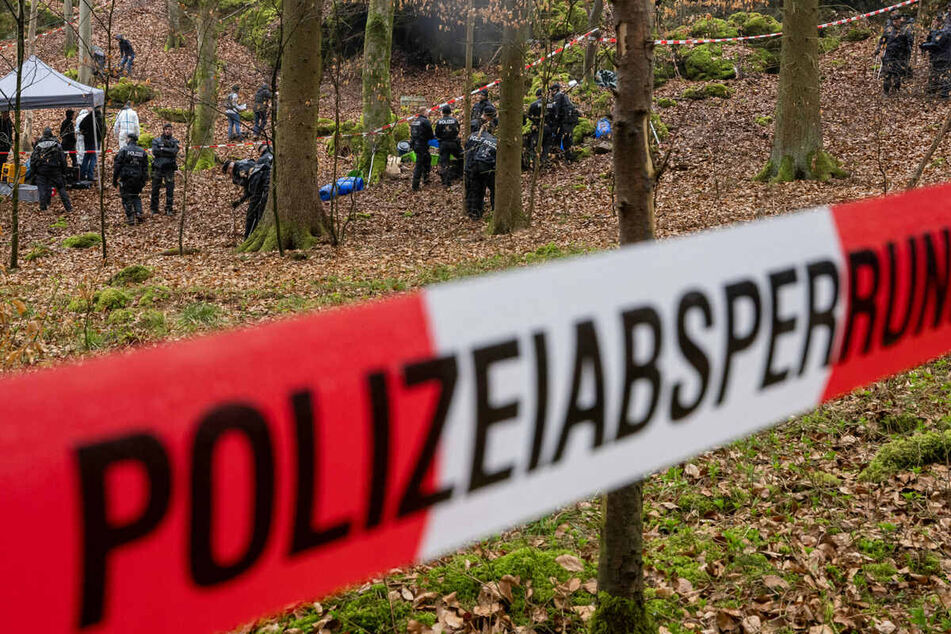 Am 13. Mai wurde die Leiche eines 27-Jährigen in einem Waldgebiet in Rüdersdorf gefunden. (Symbolfoto)