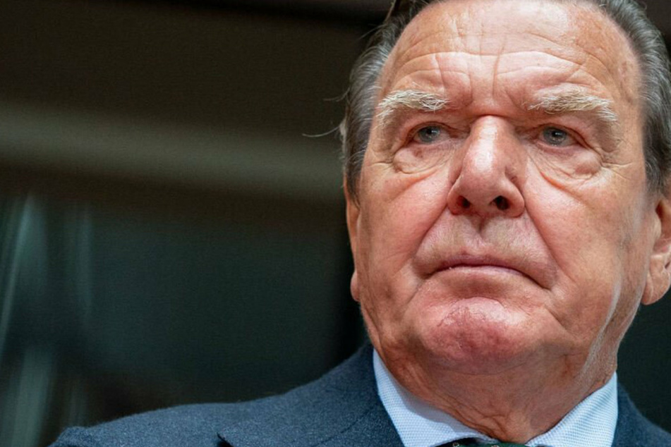 Nach Kritik: Schröder verzichtet auf Ehrenbürgerschaft Hannovers