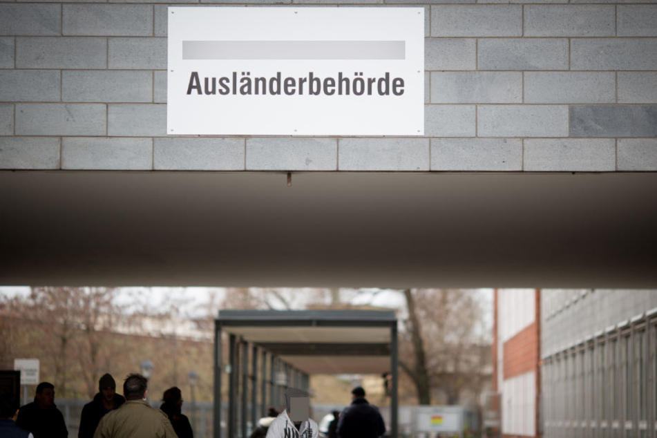 Offenbar hatte sich der Vorfall in der Ausländerbehörde ereignet. (Symbolbild)