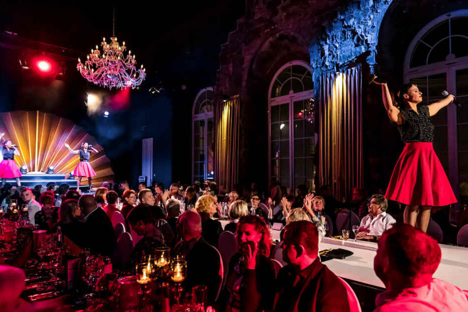 Die Premiere der Dinner-Show "Palais Revue" findet am 22. November statt.