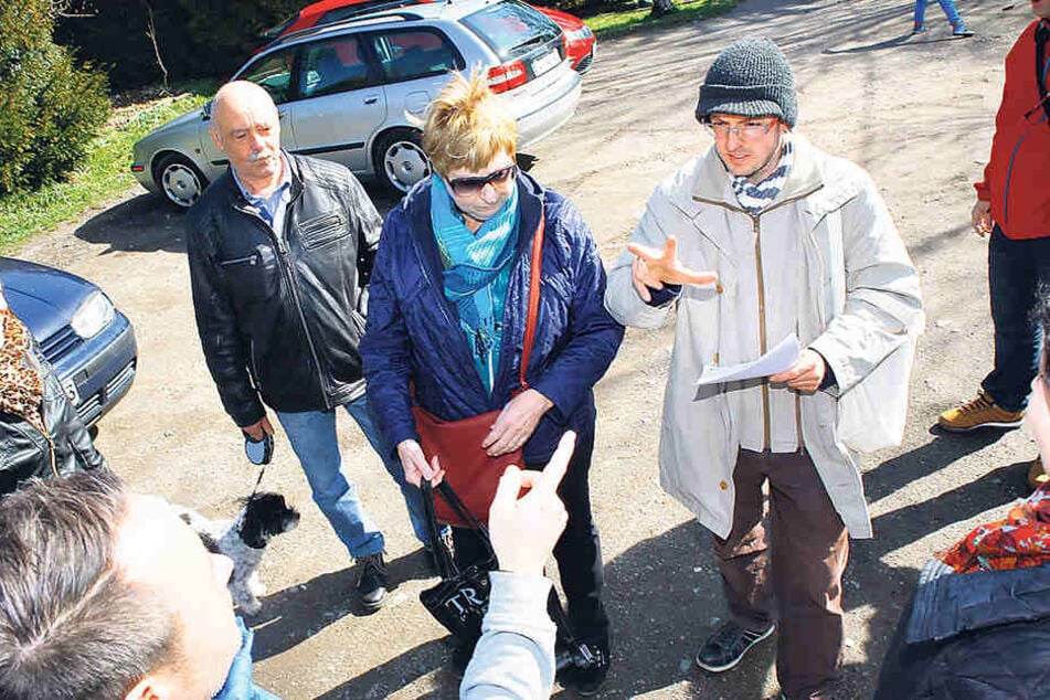 Umweltschützer
protestierten gegen
die geplante Müllverbrennungsanlage
am
Weißen
Weg.