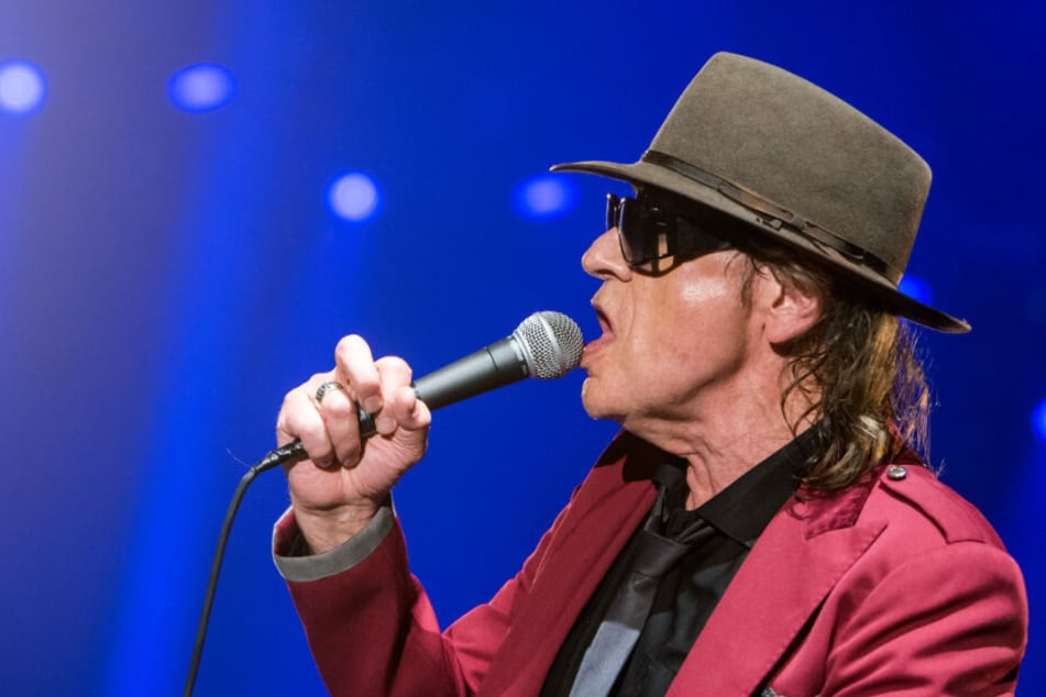 Trotz Stimmproblemen! Udo Lindenberg (73) verlängert seinen "Tourlaub"