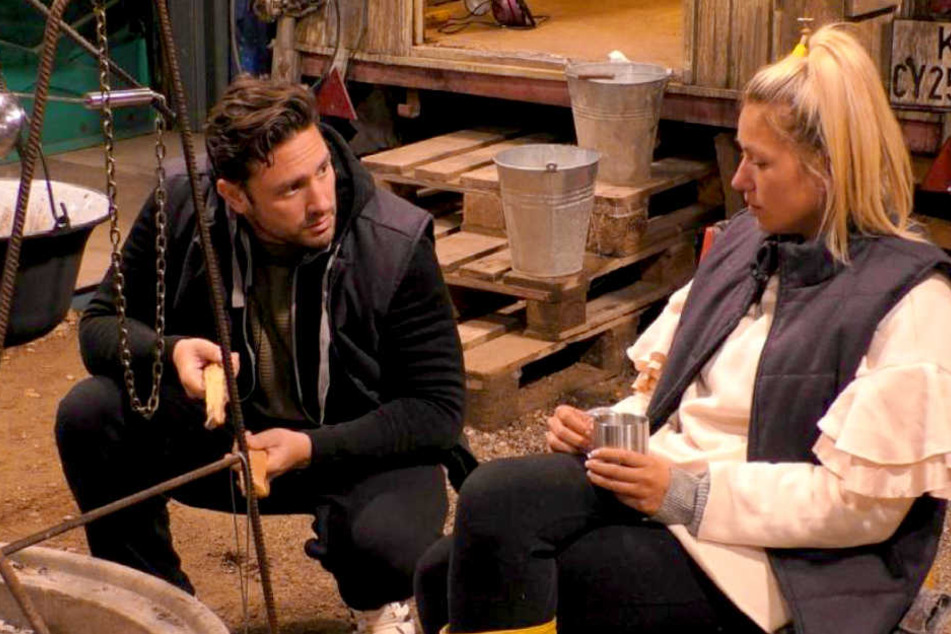 Bei "Promi Big Brother" lästerten Daniel Völz (33) und Chethrin Schulze (25) derbe über seine Ex.