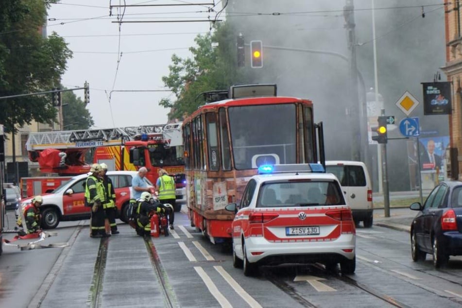 In Zwickau brannte am Mittwoch eine Straßenbahn.