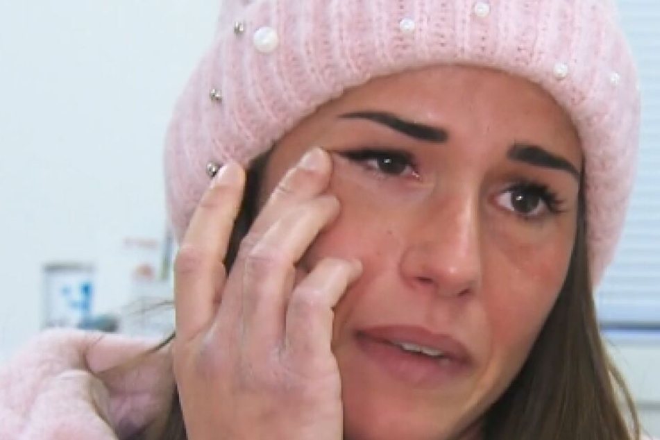 Sarah Lombardi begann nach der Diagnose zu weinen.