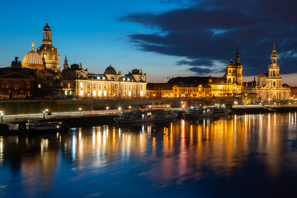 Dresden am Abend - nach dem letzten Platz in einem Städteranking sieht das Elbflorenz-Panorama eigentlich nicht aus.