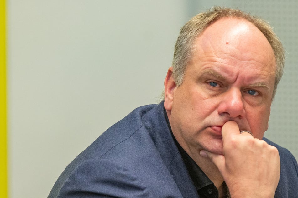 Dresden: Haushalts-Chaos in Dresden? Scharfe Kritik an OB Hilbert
