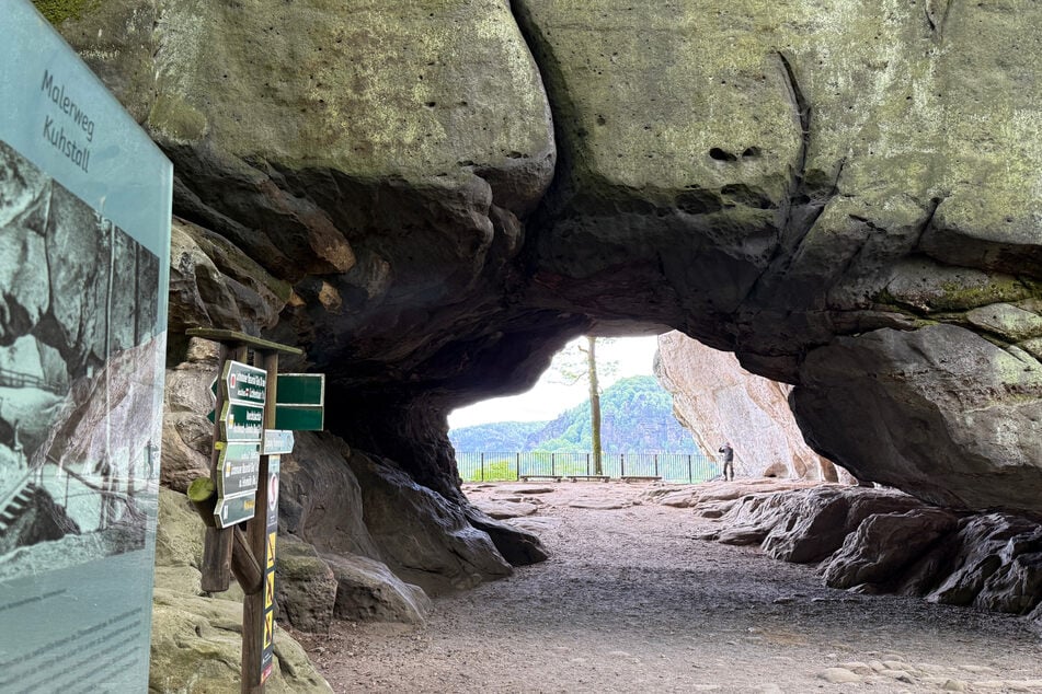 Unglücksort: Die Umgebung des Felsentor "Kuhstall" im Elbsandsteingebirge. (Archivfoto)