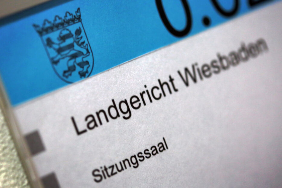 Heute soll das Urteil vor dem Landgericht in Wiesbaden fallen (Symbolbild).