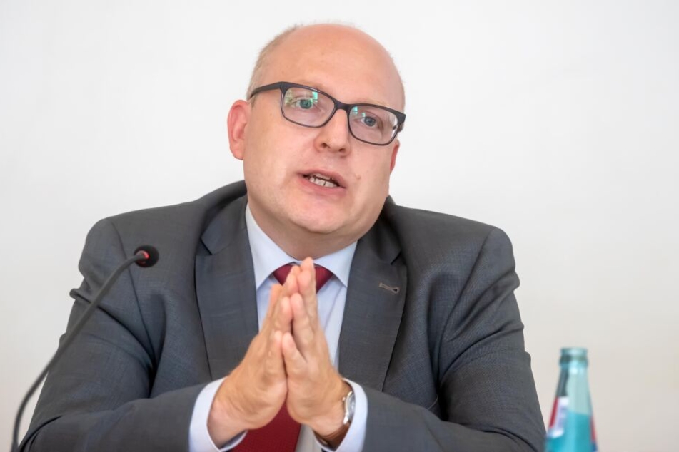 Die Chemnitzer SPD hat Kämmerer Sven Schulze als OB-Kandidaten nominiert.