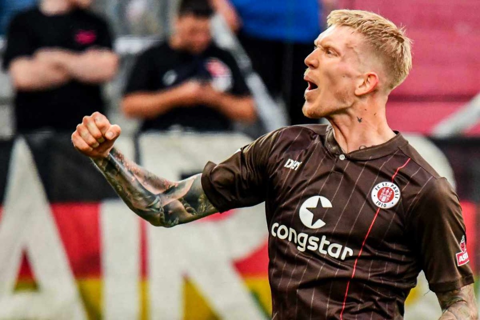 fc st pauli derby doppelpacker makienok fuhlt sich in einer vollig anderen welt tag24