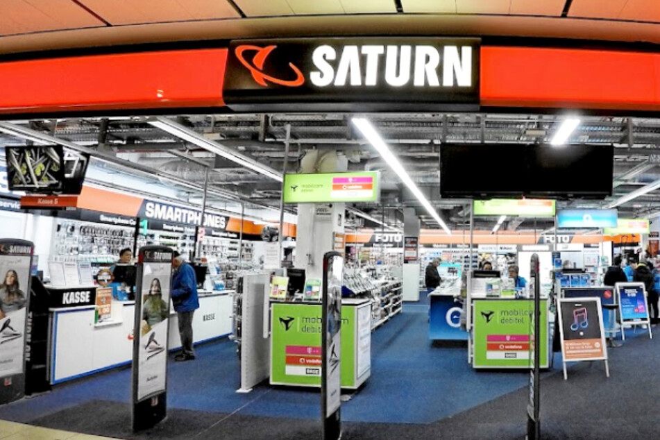 Bei Saturn und MediaMarkt könnt Ihr nach der Präsentation das Galaxy S24 im Pre-Sale vorbestellen.