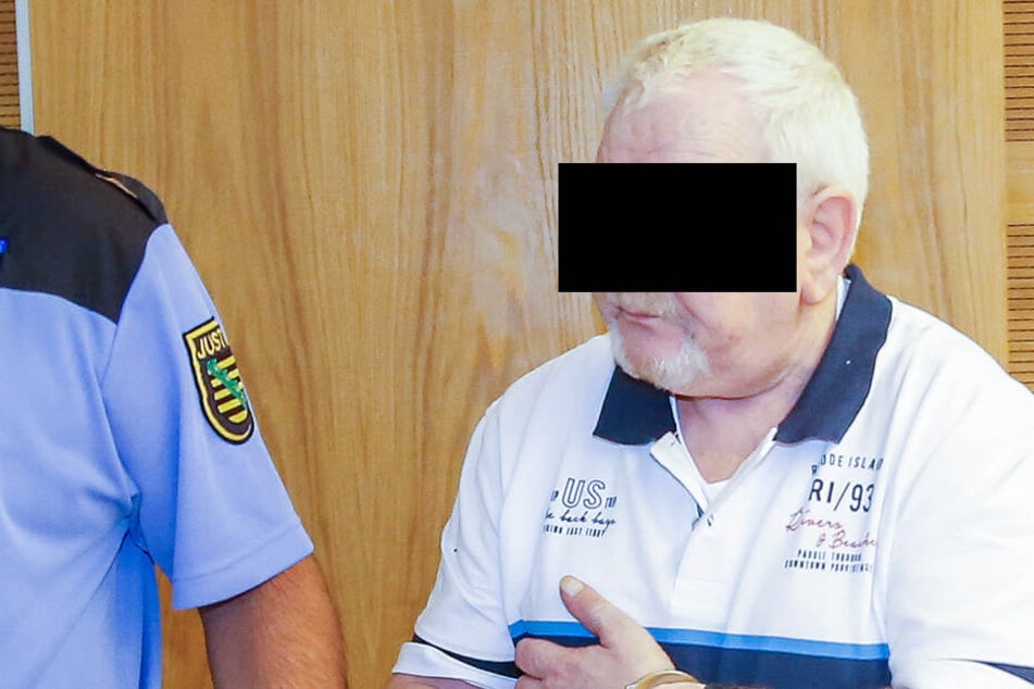 Bernd M. (69) sitzt nicht zum ersten Mal im Landgericht Dresden auf der Anklagebank.