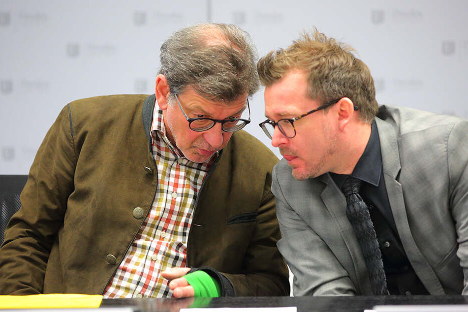 Noch ein Team: Straßen- und Tiefbauamts-Chef Reinhard Koettnitz (63, l.) und Baubürgermeister Raoul Schmidt-Lamontain (42, Grüne).