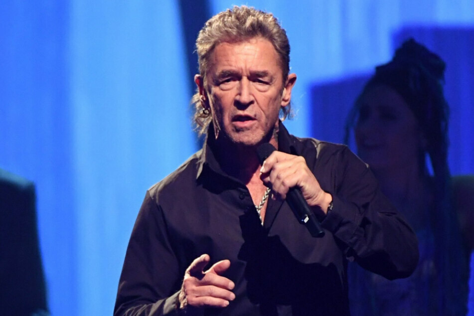 Seit über 50 Jahren auf der Bühne, jetzt wieder zurück: Peter Maffay ist wieder live zu sehen. (Archivbild)