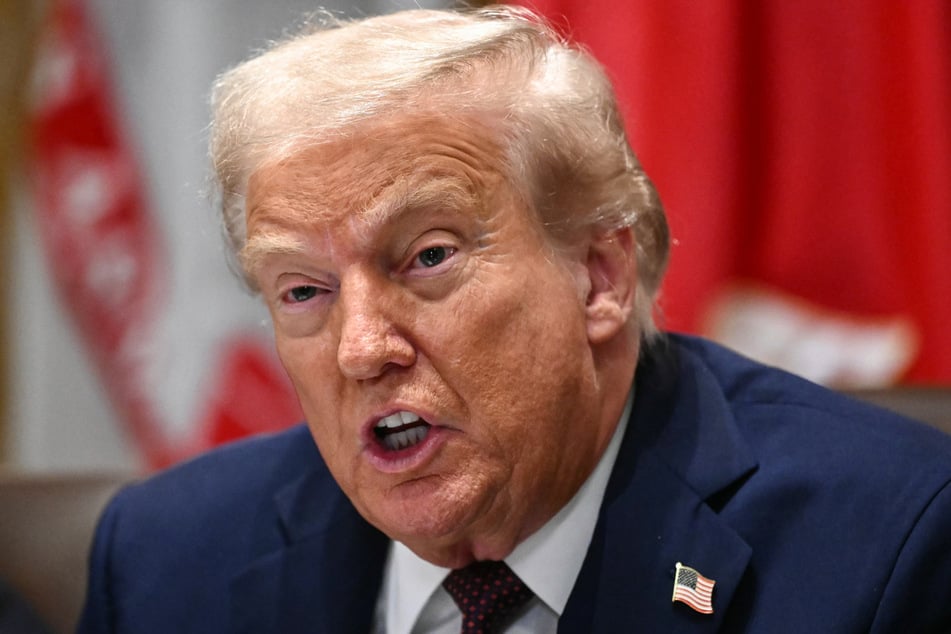 President Trump waded into the discourse around Cracker Barrel's controversial new logo on Tuesday.