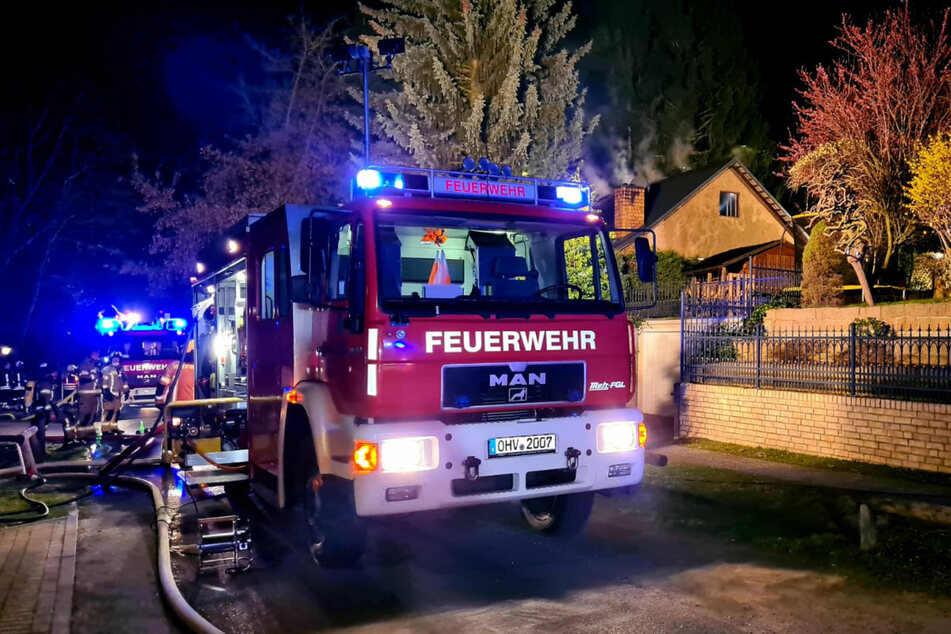 Brandbekämpfer sind vor Ort.