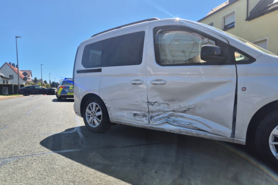 Der Audi fuhr dem VW seitlich rein.