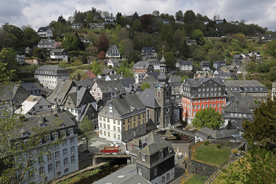 Ende April: Die Strassen in Monschau sind leer. Aufgrund der Maßnahmen zur Eindämmung des Coronavirus ist der Tourismus in der Eifel zum Erliegen gekommen.