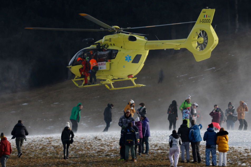 Ein Hubschrauber schaffte Marco Schwarz (28) nach seinem Sturz in eine Klinik.