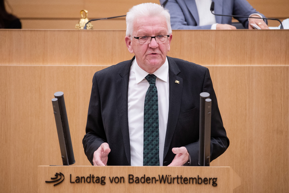 Trotz der geplanten Öffnungsschritte des Landes aus der Pandemie hält Kretschmann am Verbot von Fastnachtsumzügen fest.