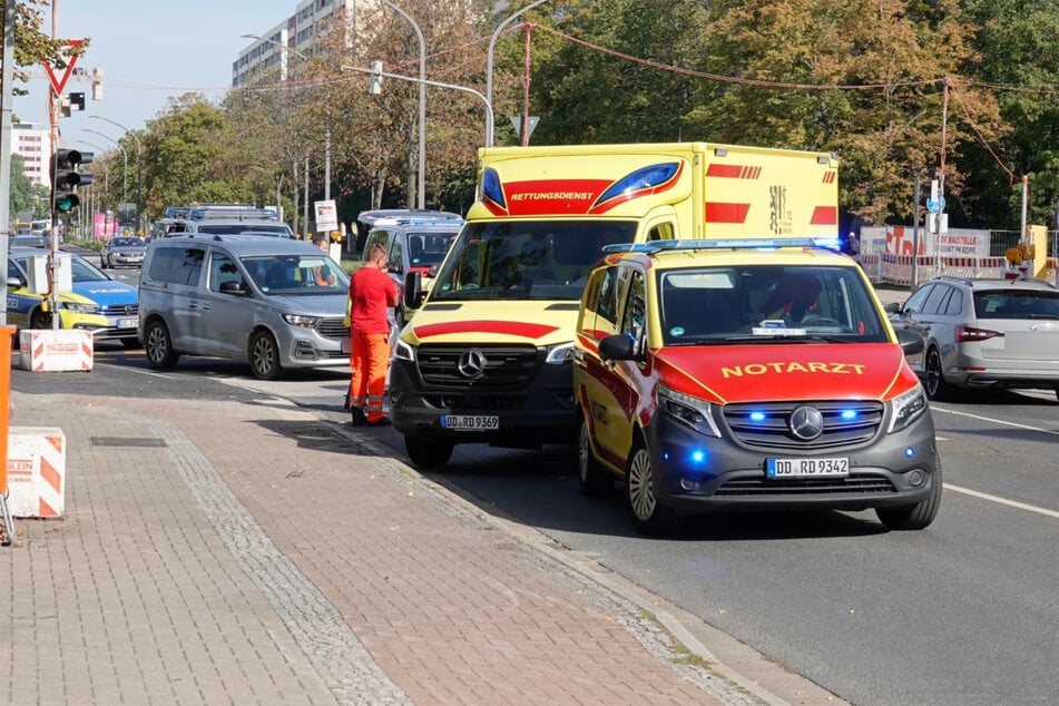 Die Frau wurde bei dem Aufprall schwer verletzt.